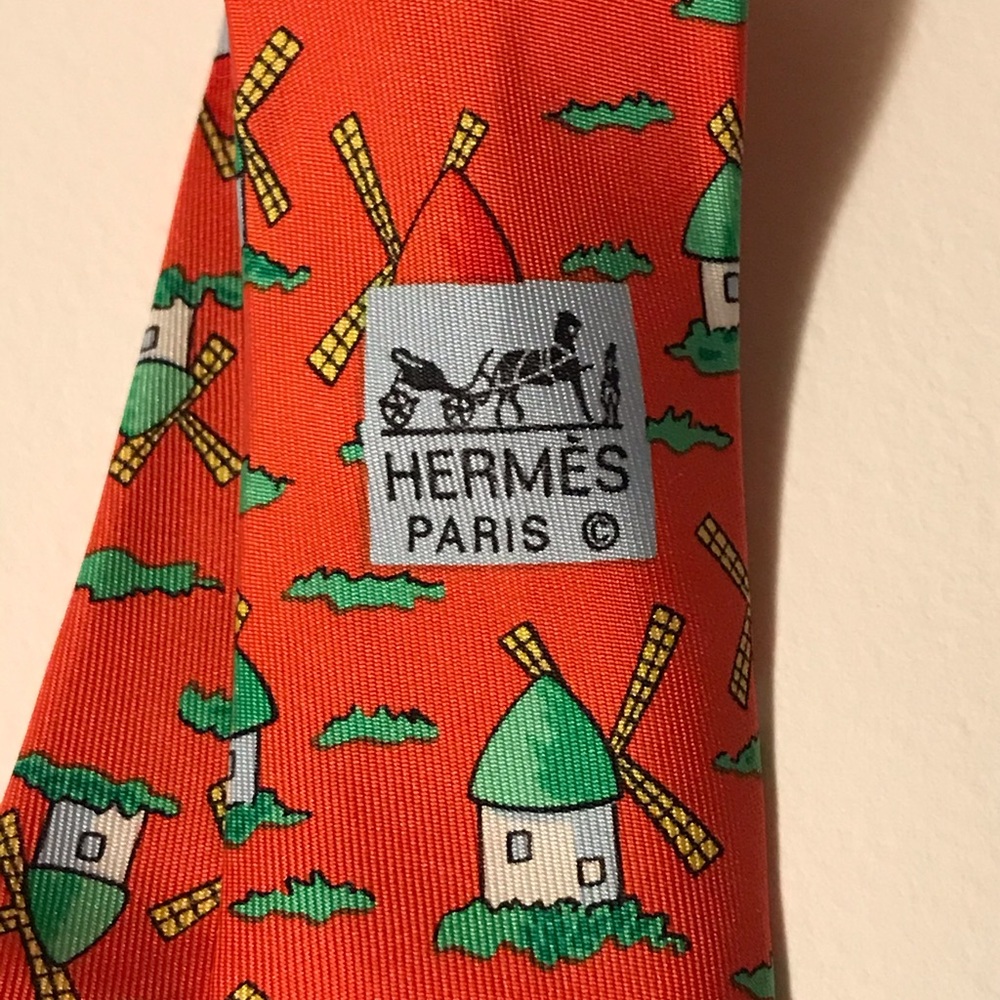 Hermès authentic vintage windmill tie red & green